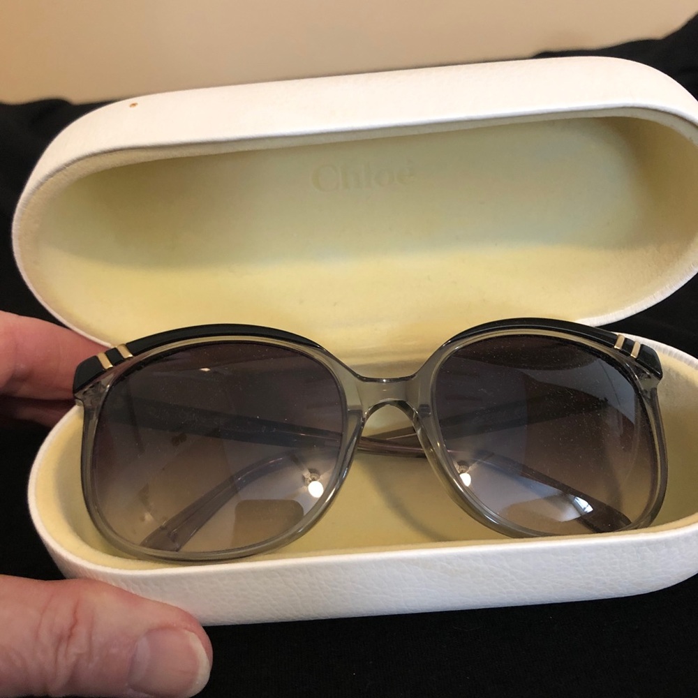 Women’s authentic CHLOE sunglasses.